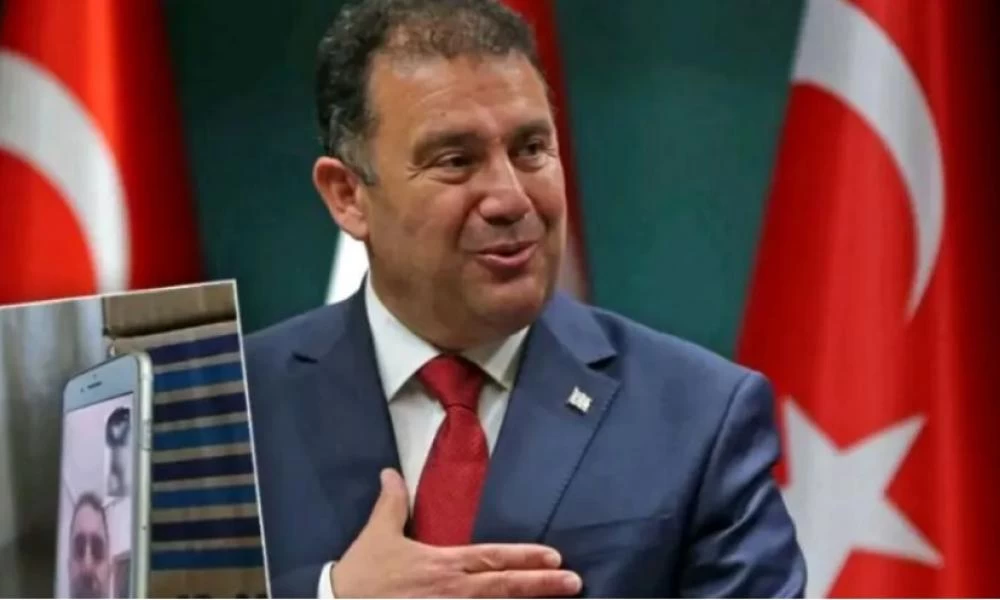 Κατεχόμενα: Ποιός πήρε την εντολή σχηματισμού κυβέρνησης μετά το ροζ σκάνδαλο